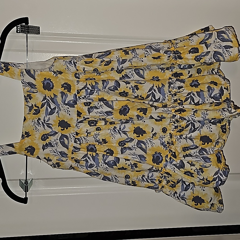 Tommy Bahama 4T Cute Lightweight Soft Blue & Yellow flowers 100% Cotton